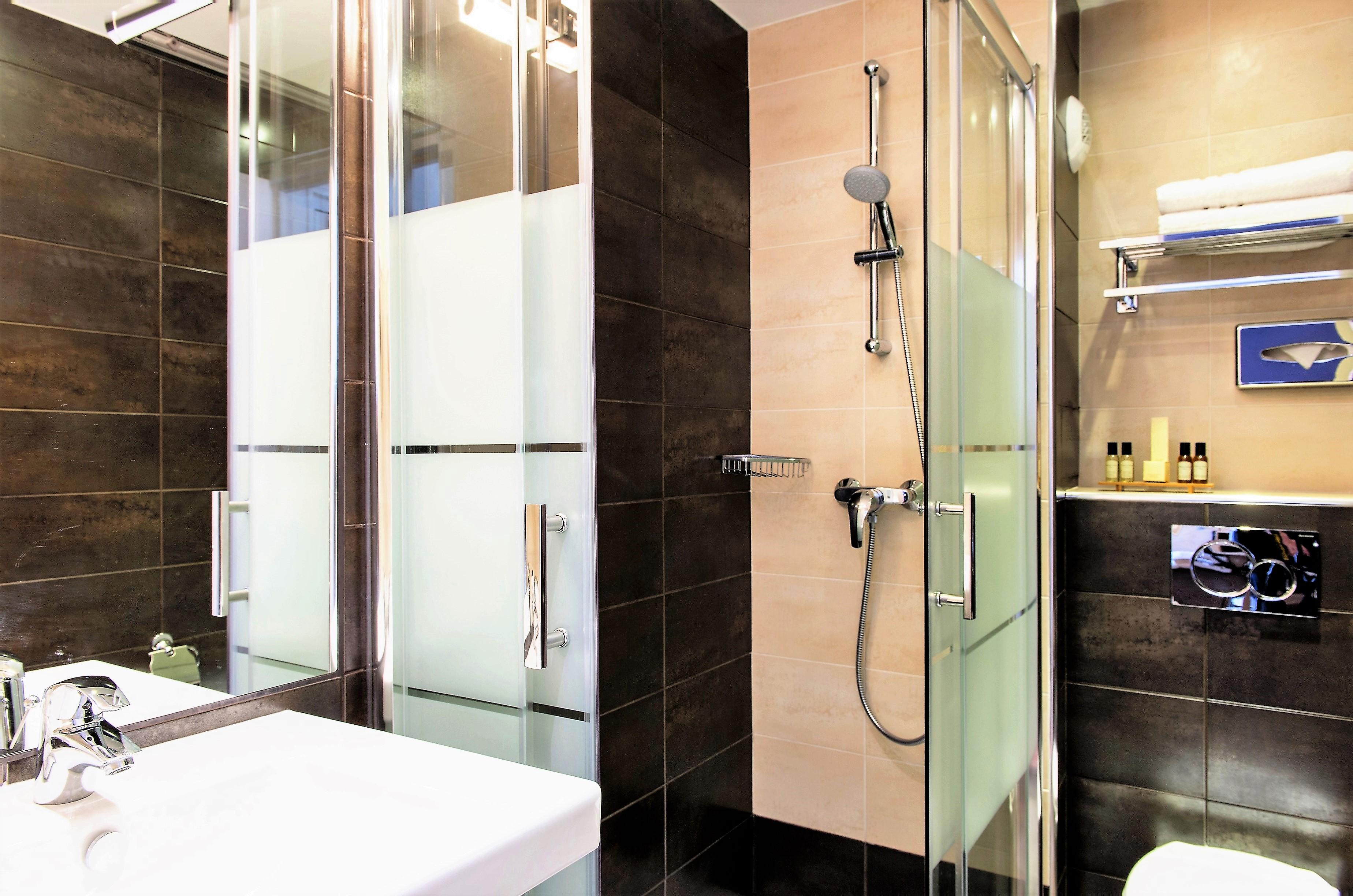Hotel Ariane Montparnasse By Patrick Hayat Paris Dış mekan fotoğraf