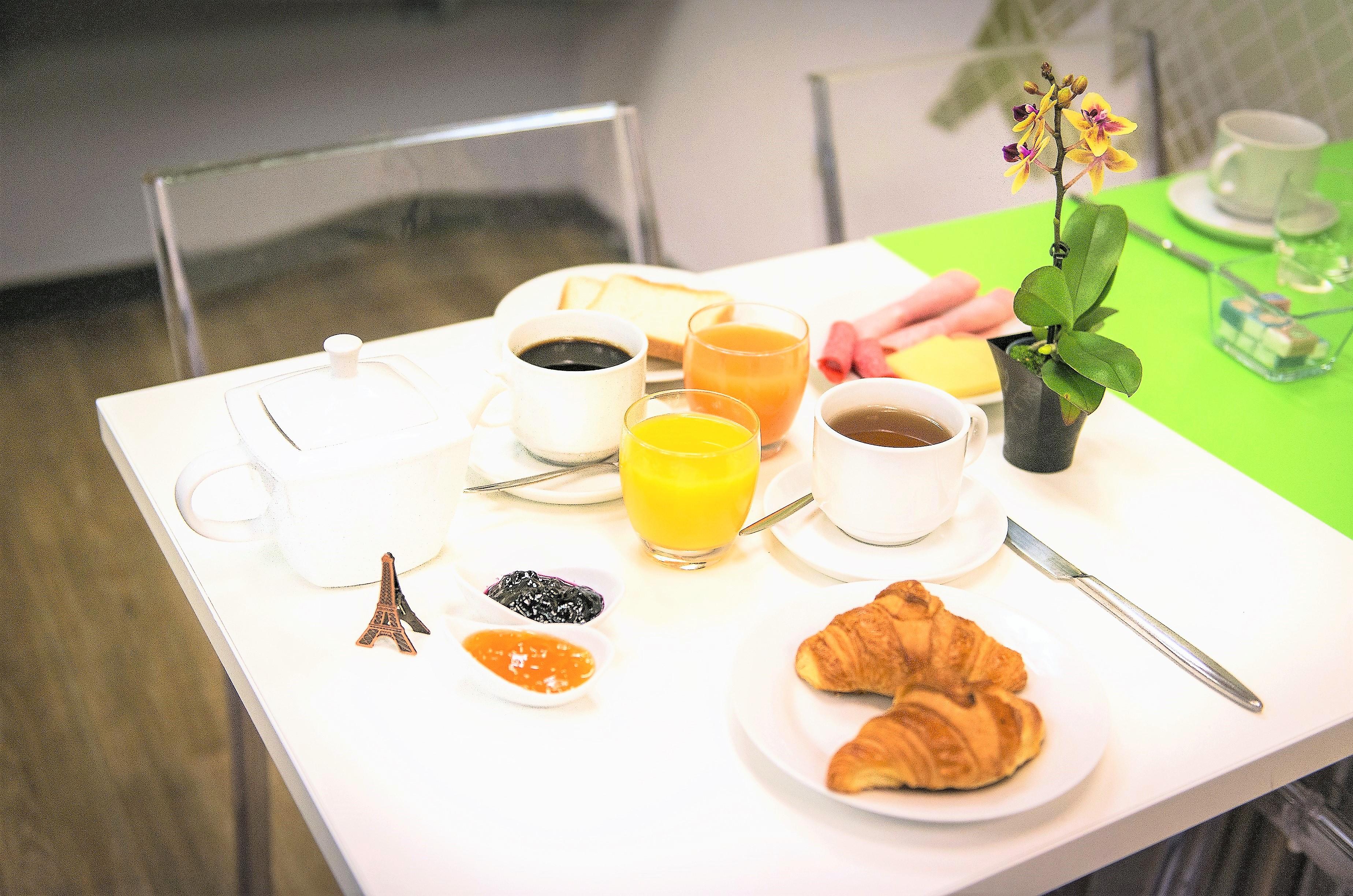 Hotel Ariane Montparnasse By Patrick Hayat Paris Restoran fotoğraf